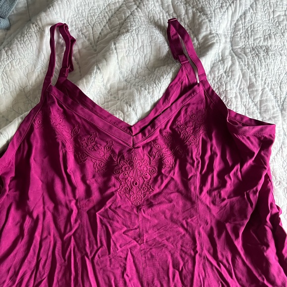 NWT Torrid Trapeze Embroidered Mini Dress, magenta Size 2 - Picture 5 of 7